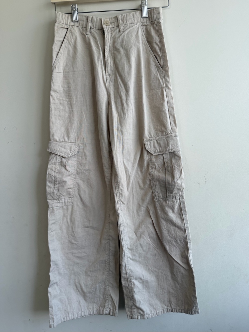 H&M Light Beige Cargo Pants with Side Pockets